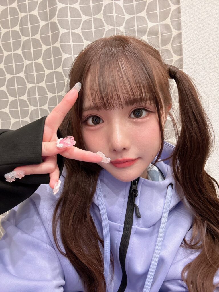 佐々木さき スタイル3