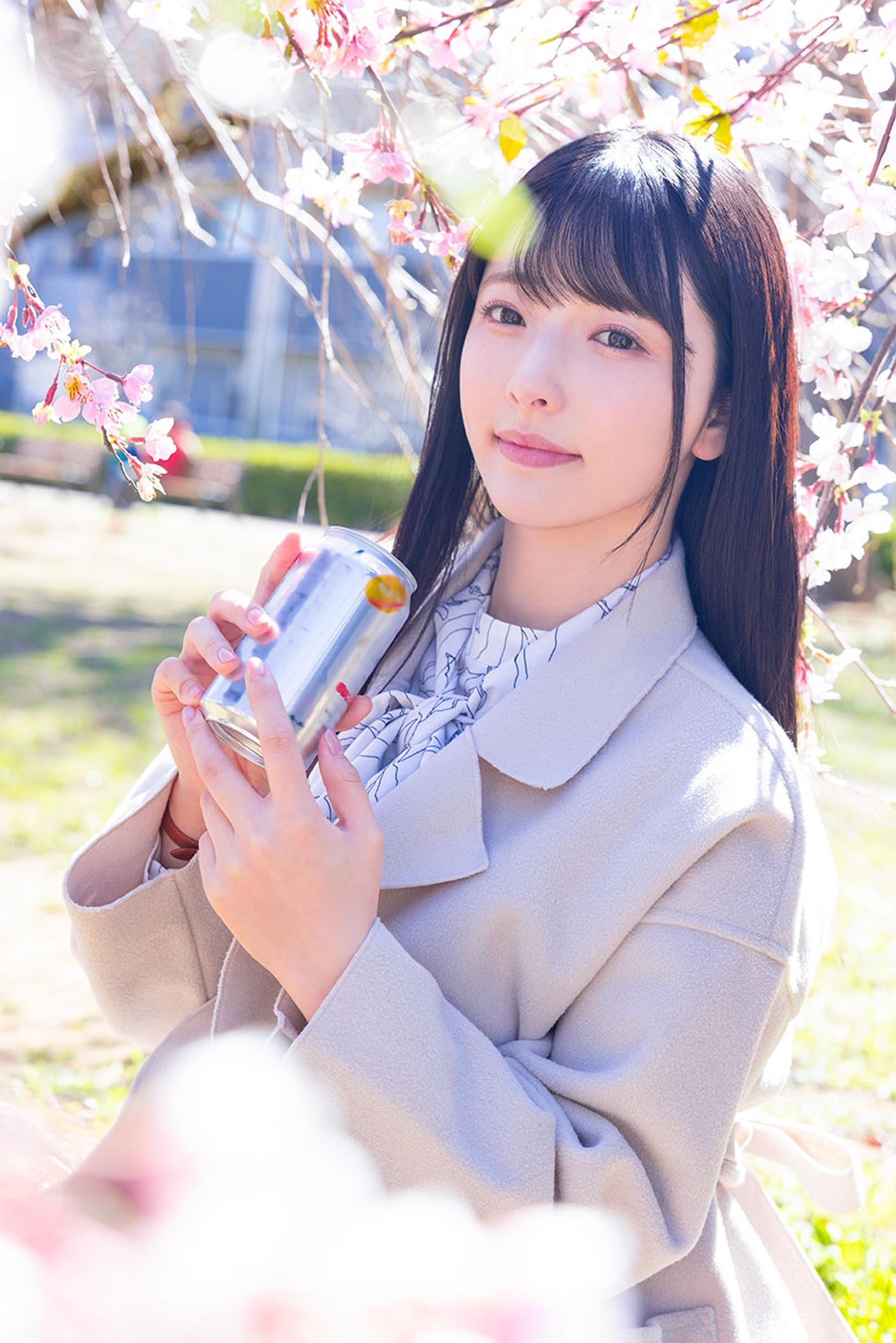 彩月七緒
