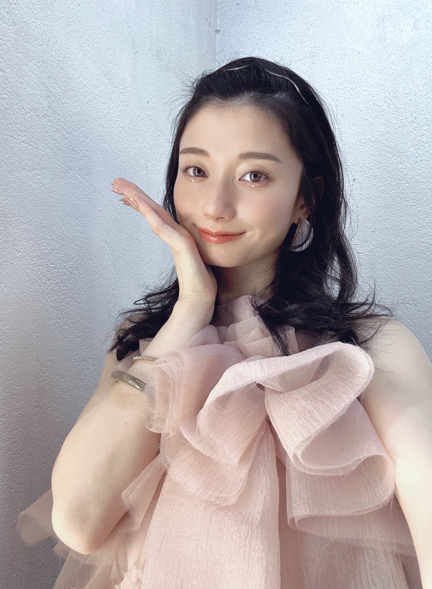 瀬戸環奈 スタイル9
