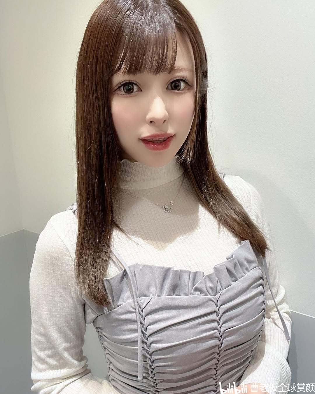 有岡みう スタイル4