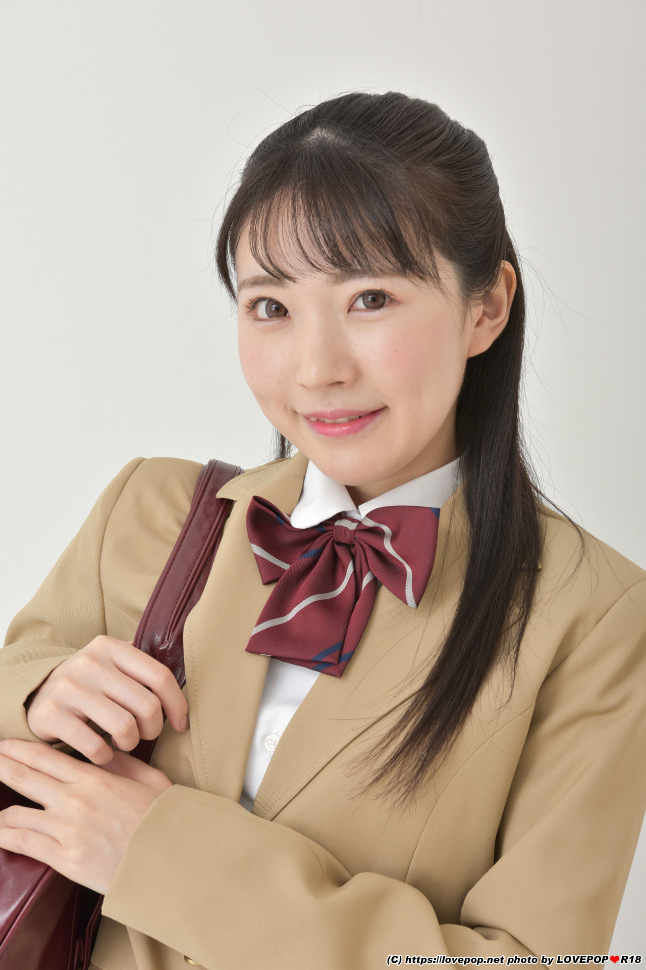 皆月ひかる