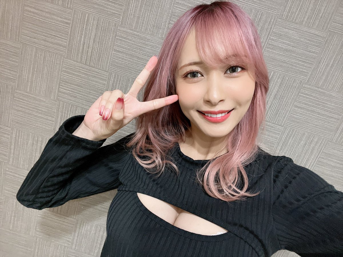 逢見リカ スタイル3