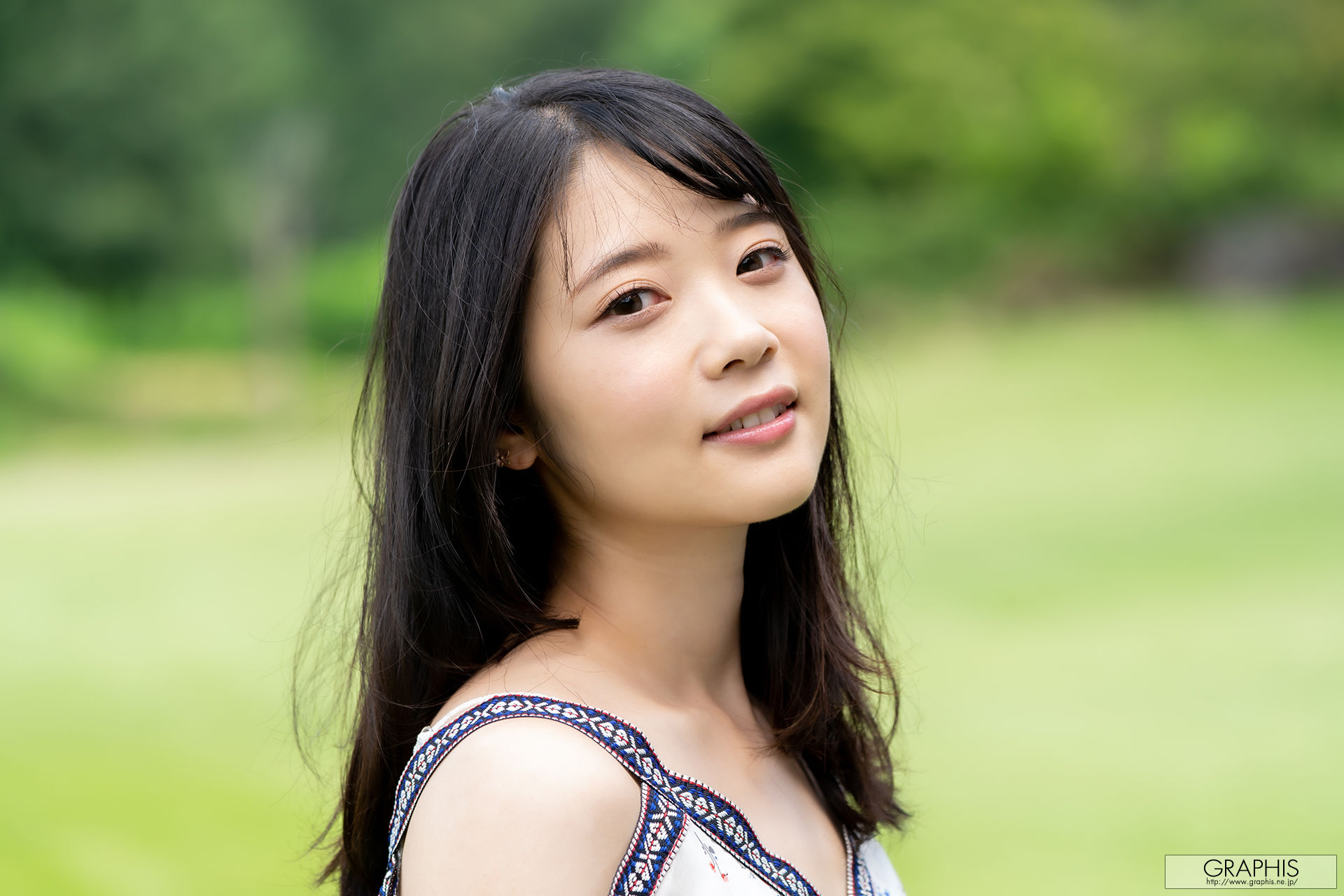 二葉エマ