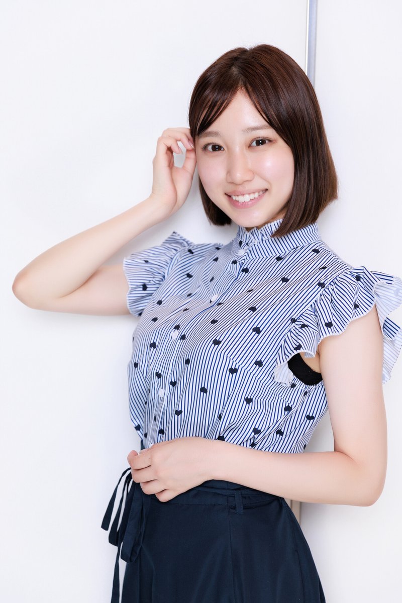 安達夕莉 スタイル4