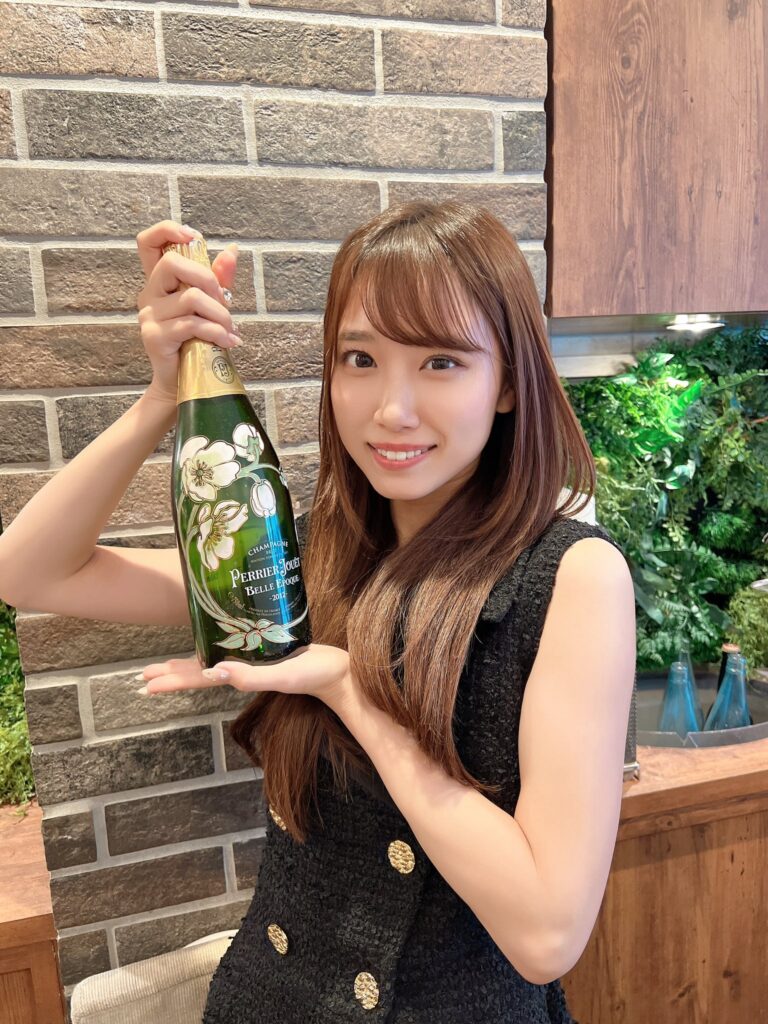 安達夕莉 スタイル6
