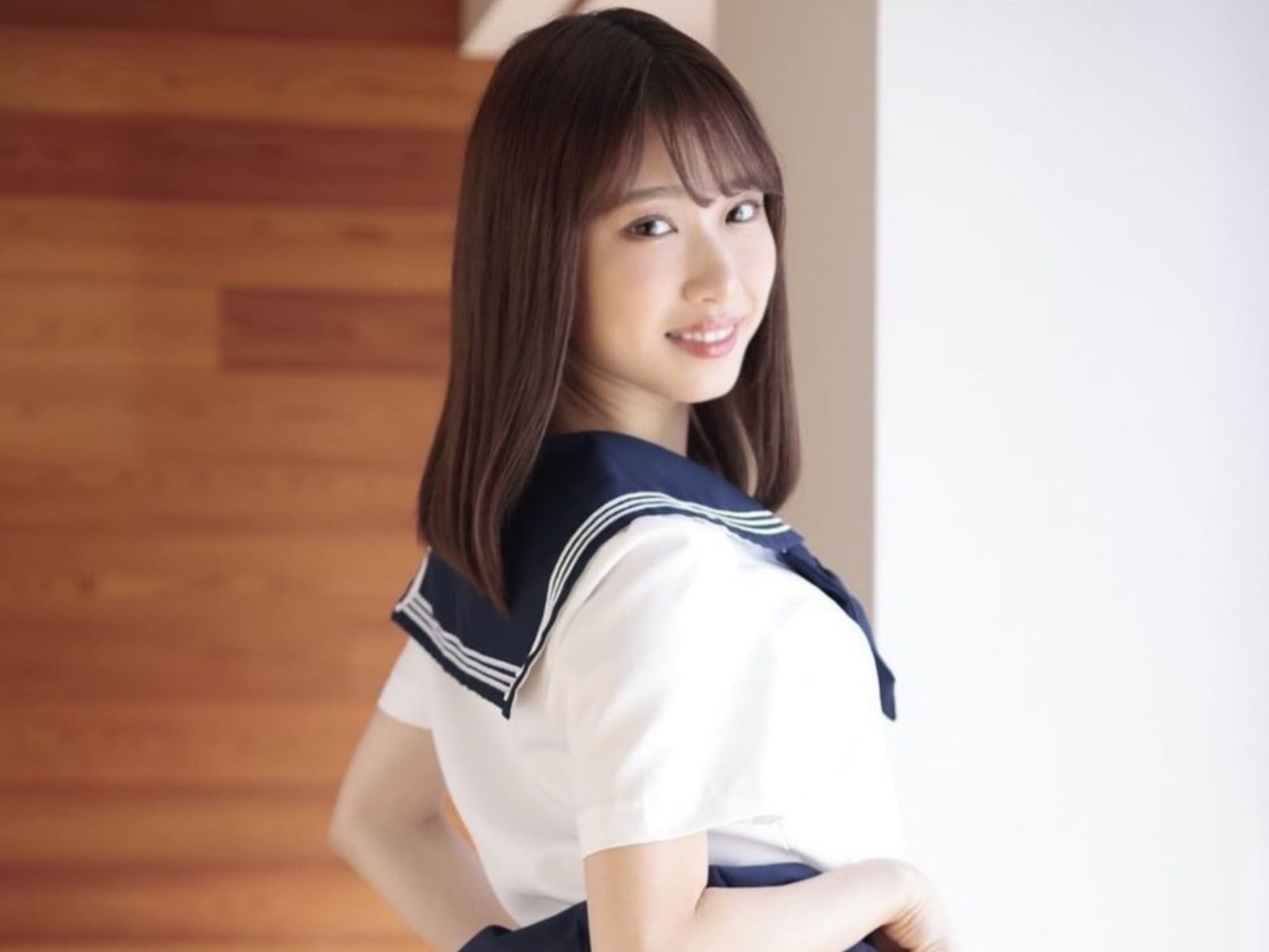 安達夕莉 スタイル9