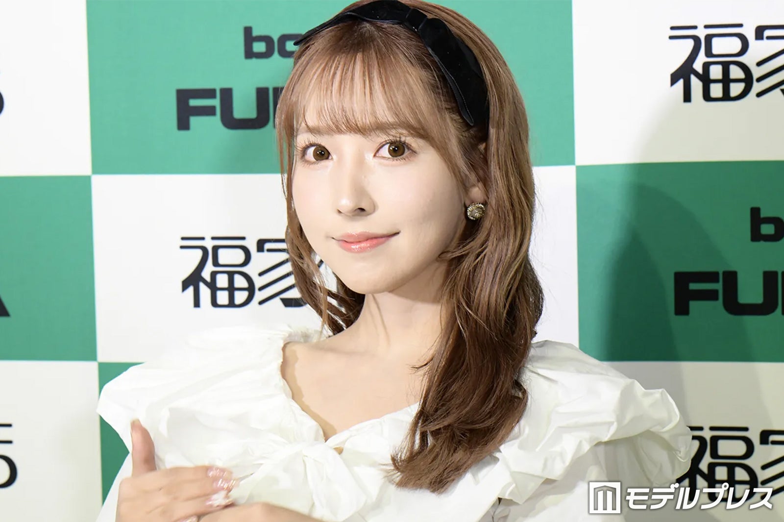 三上悠亜 スタイル12
